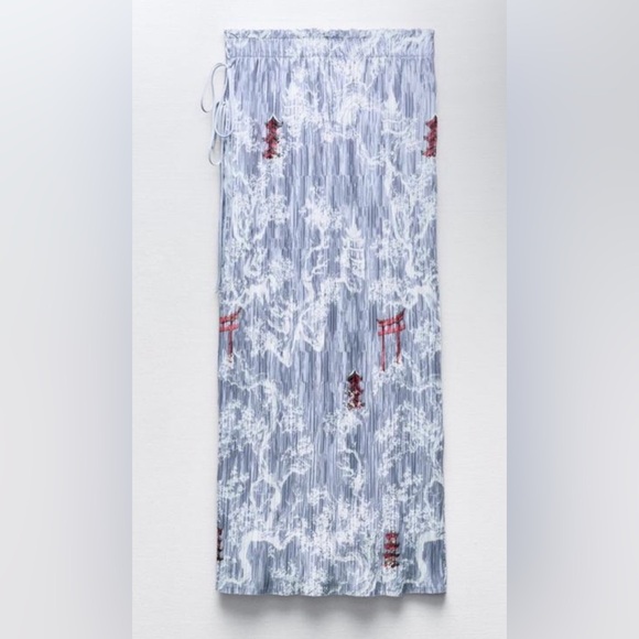 ZARA
Oriental Asian Pleated
MIDI SKIRT, Size: S - Picture 8 of 10